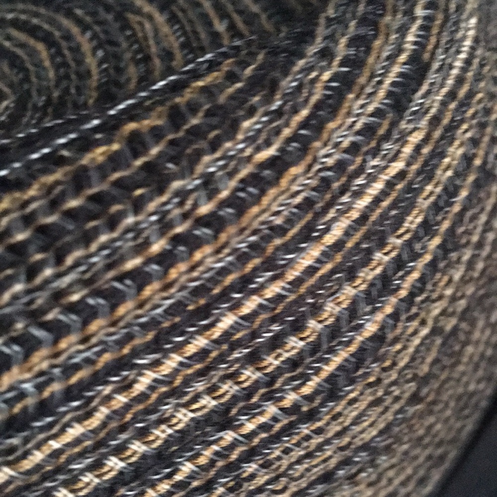 Roots hat - Picture 5 of 5
